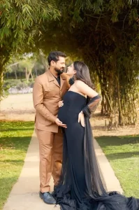 Outdoor Maternity shoot in Dwarka Delhi by Moments Creator by Anushka