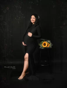 Maternity Photoshoot in Black gown
