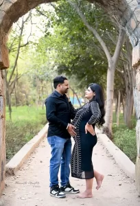 Maternity Photoshoot with Couple