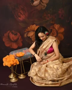 Maternity shoot Ethinic theme