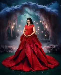 Pregnancy shoot creative backdrop