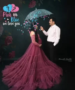 Maternity Announcement Photoshoot