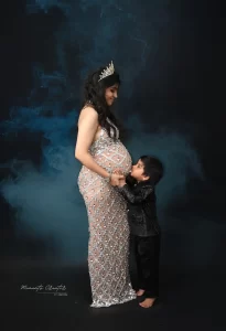 Maternity shoot with son