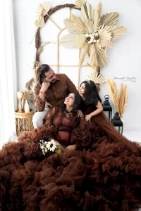 Maternity Shoot Brown Gown Delhi2