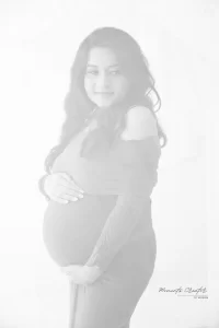 Pregnancy Photoshoot in Delhi Dwarka3